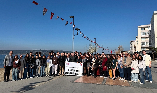 Başkan Erkek, Atatürkçü Gençler Kulübü öğrencileri ile buluştu
