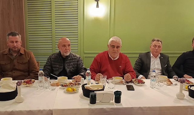 Çanakkalespor’da çifte doğum günü kutlaması