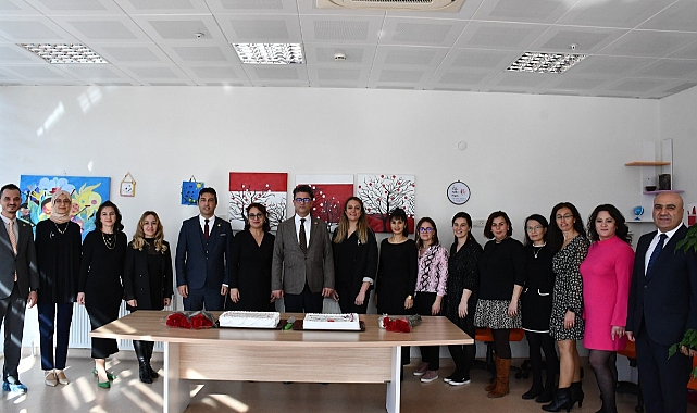 ÇOMÜ Çocuklarevi Kreş ve Anaokulunda Öğretmenler Günü kutlandı