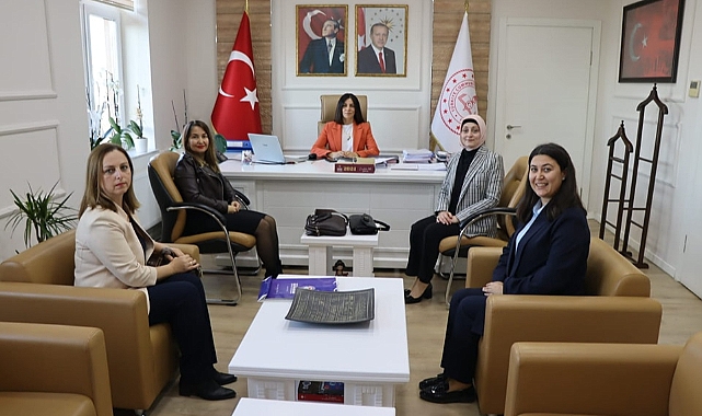 Eğitim-Bir-Sen 1 No'lu Kadınlar Şube Komisyonu’ndan Müdür Hayta’ya ziyaret