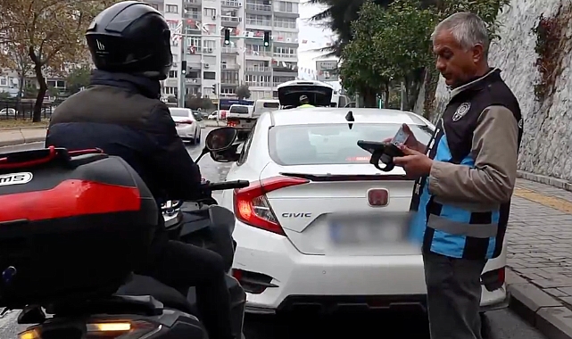 Emniyet ve Jandarma ekiplerinden büyük trafik denetimi: 462 bin sürücüye işlem