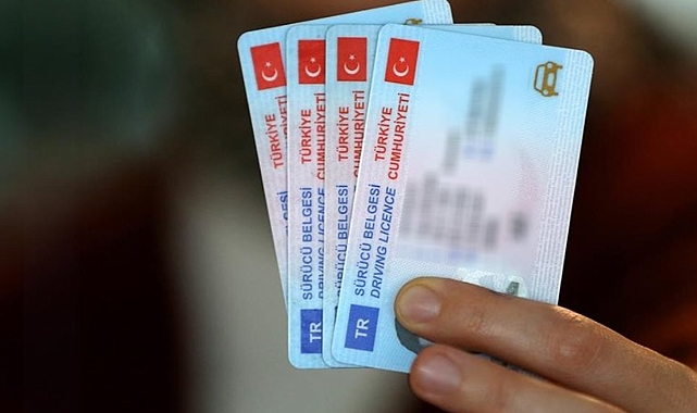 Eski tip sürücü belgelerinin yenilenme süresi 31 Temmuz 2025’e kadar uzatıldı