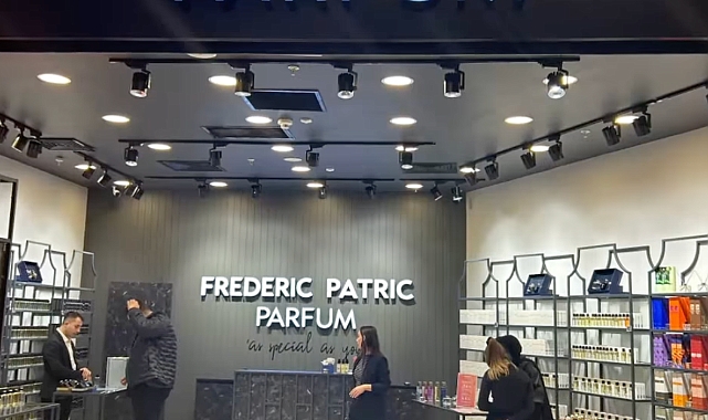Frederic Patric Parfüm Çanakkale 17 Burda AVM’de açıldı