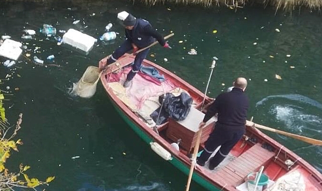 Gelibolu Belediyesi, temizlik çalışmalarına devam ediyor