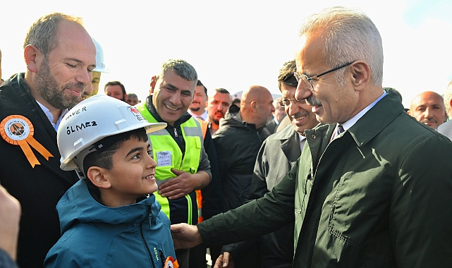 Güzeldere Tüneli hizmete açıldı