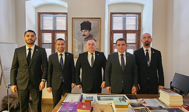 İsmail Kaşdemir misafirlerini ağırladı