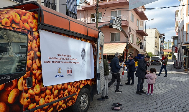 Küçükkuyu'da Atatürk için lokma hayrı