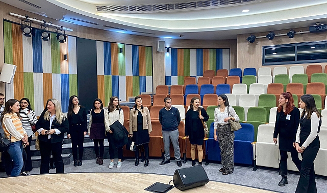 LÖSEV Bursa’da Öğretmenler Günü’nü kutladı