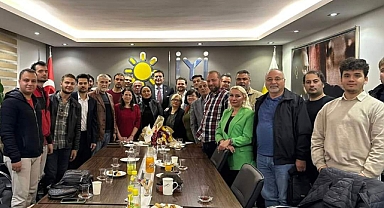 Mehmet Aslan, İYİ Parti Çanakkale  İl Başkanlığı’nı ziyaret etti