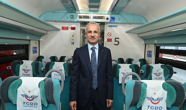 Öğretmenlere YHT ve Anahat Trenlerinde Yüzde 50 İndirim Müjdesi