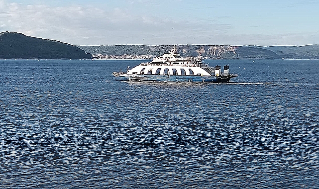 Olumsuz hava koşulları Çanakkale'de seferleri etkiledi