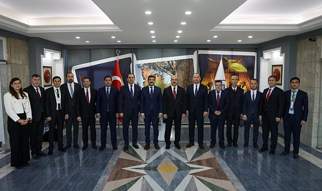 Vali Toraman’a rektörlerden ziyaret