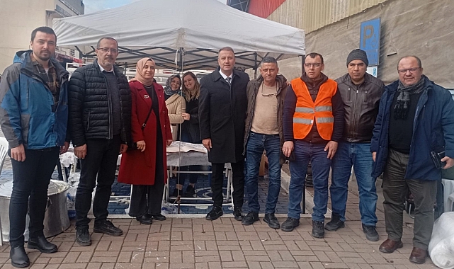 AK Parti Çan İlçe Kadın Kolları, İsa Berat için kermes düzenledi