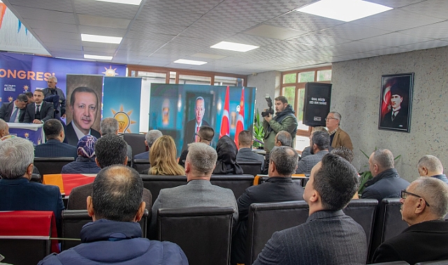 AK Parti Lapseki 8. Olağan Kongresi gerçekleştirildi