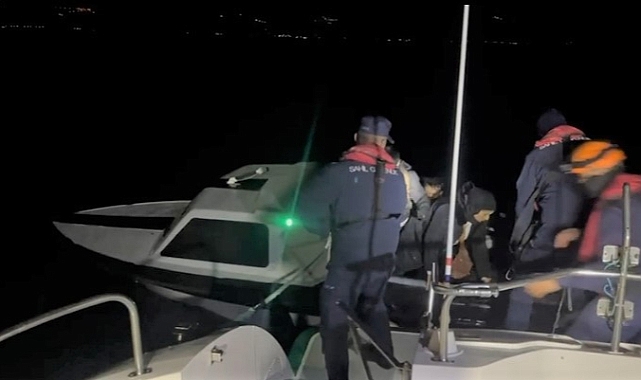 Ayvacık açıklarında düzensiz göçmenler yakalandı