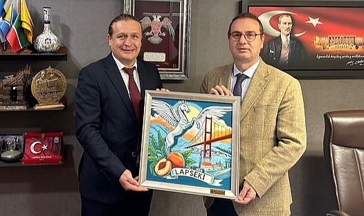 Başkan Öztürk'ten Milletvekili Uz'a ziyaret