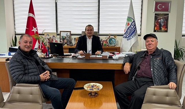 Başkan Öztürk, ziyaretçilerini ağırladı