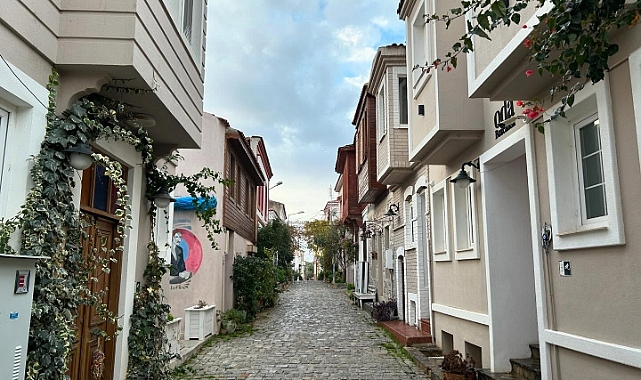 Bozcaada yeni haftaya yağmurla başladı