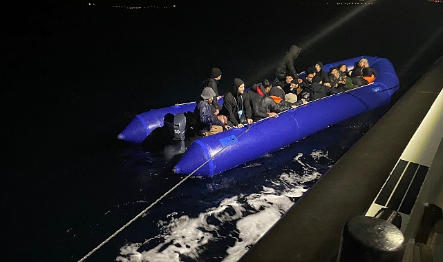 Çanakkale açıklarında 22 göçmen yakalandı