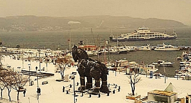 Çanakkale'ye kar geliyor