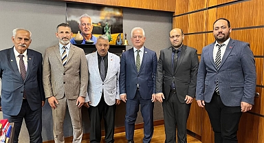 CHP Milletvekili İsmet Güneşhan, Muhtaroğlu’nu mecliste ağırladı
