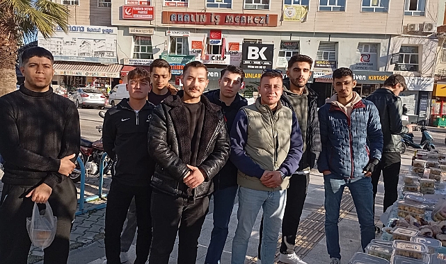 ÇOMÜ öğrencilerinden anlamlı ziyaret