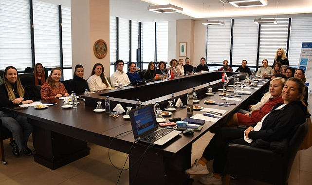 ÇTSO’da “İş Hayatında Kadın Sohbetleri” semineri düzenlendi