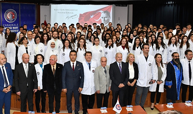 Diş Hekimleri beyaz önlüklerini giydi