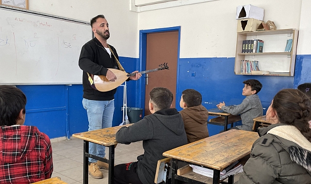 Diyarbakır'da öğretmenlerden oluşan koro, "Köy Konserleri Turnesi"ne çıkacak