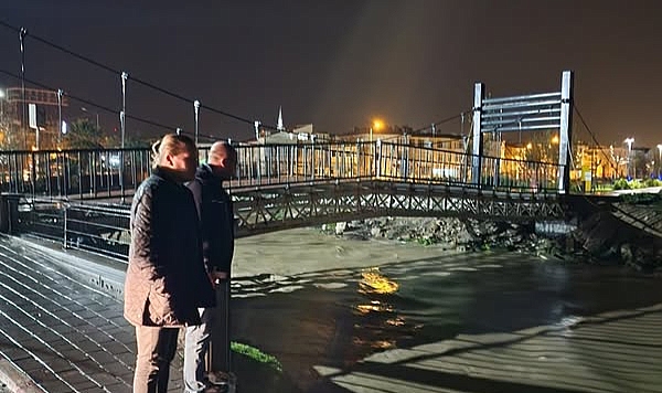 Lapseki’de yağmursuyu tahliyesi sorunsuz gerçekleşti