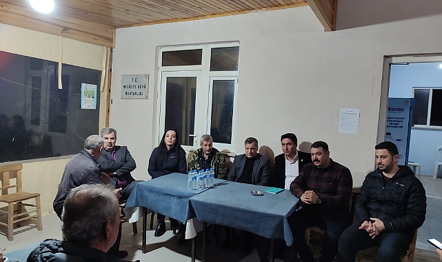 Özgür Ceylan, zeytin üreticileriyle buluştu