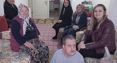 AK Parti’den Beyaz Baston Görme Engelliler Haftası ziyaretleri