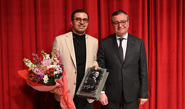Biga Belediyesi’nde Aile ve Çocuk İlişkileri üzerine söyleşi düzenlendi