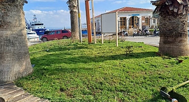 Bozcaada Belediyesi temizlik çalışmalarını aralıksız sürdürüyor