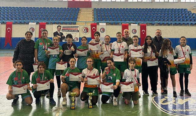 Çanakkale’de Futsal Yıldızlar İl Birinciliği müsabakaları sona erdi
