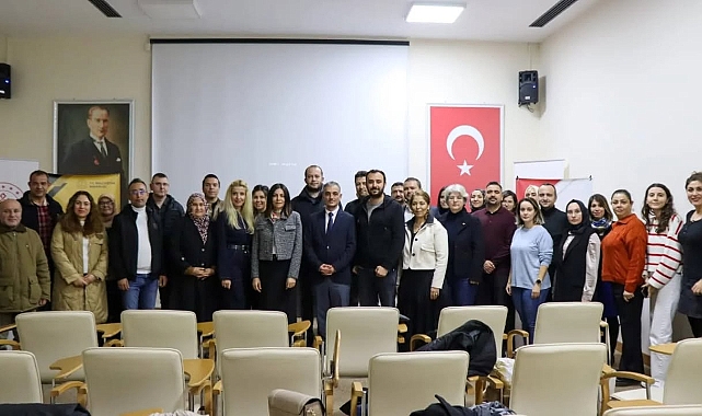 Çanakkale İl Millî Eğitim Müdürlüğü'nden "Şehir ve Sinema" sunumu