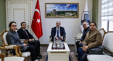 Çanakkale Valisi Ömer Toraman’a şehit ailelerinden ziyaret