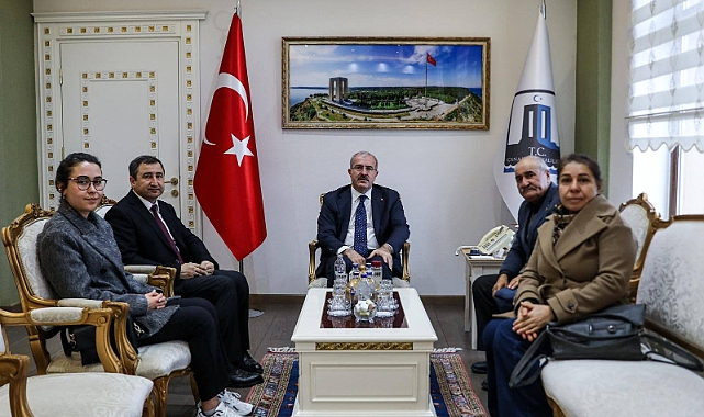 Çanakkale Valisi Ömer Toraman’a şehit ailelerinden ziyaret