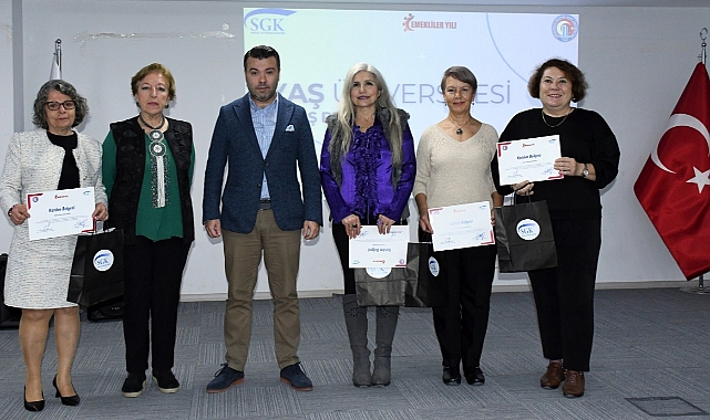 ÇOMÜ’de "3. Yaş Üniversitesi" projesinin kapanış töreni gerçekleşti