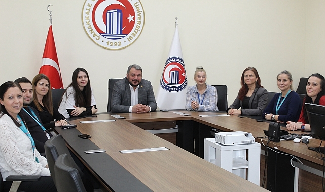 ÇOMÜ Hastanesi’nde başhemşirelik devir teslimi yapıldı