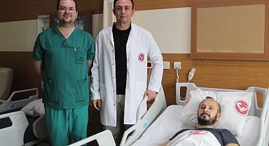 ÇOMÜ Üroloji Kliniği, atnalı böbrek ameliyatında başarıya imza attı