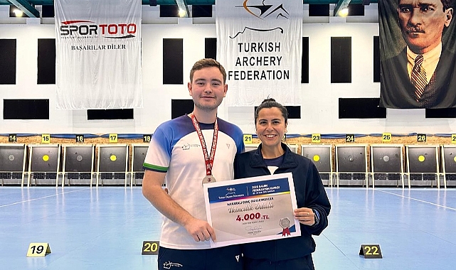 Eren Kırca Salon Federasyon Kupası'nda Türkiye 2.'si oldu