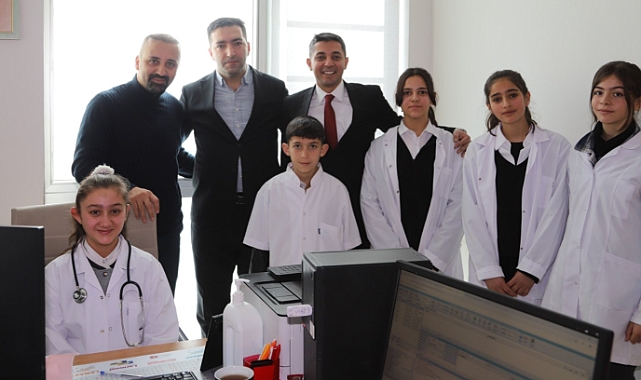 Hamur İlçesinde Öğrenciler "Bir Hayalim Var" Projesi ile Hayallerindeki Meslekleri Denedi