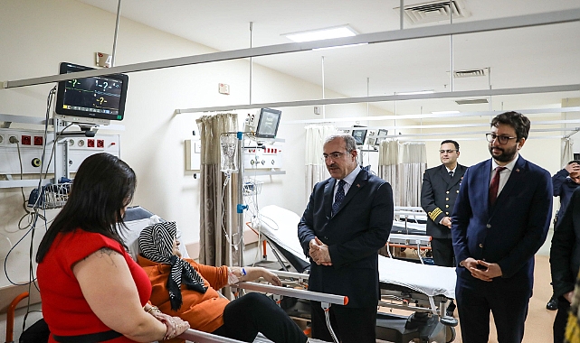 Vali Toraman’dan hastanelere yeni yıl ziyareti
