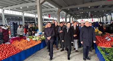 Yenice'de yeni kapalı pazaryeri hizmete açıldı