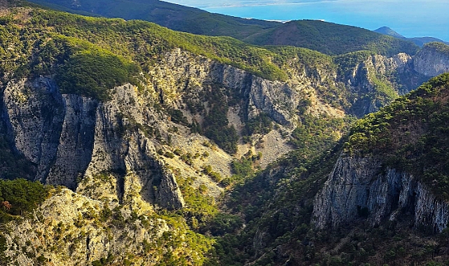 Altınoluk Cam Teras nefesinizi kesecek