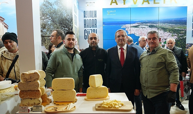 Ayvalık Belediyesi EMITT 2025 Fuarı’nda büyük ilgi gördü