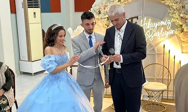 Başkan Tuncay Göymen nişana katıldı