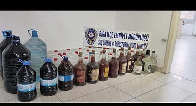 Biga’da 240 litre sahte içki ele geçirildi