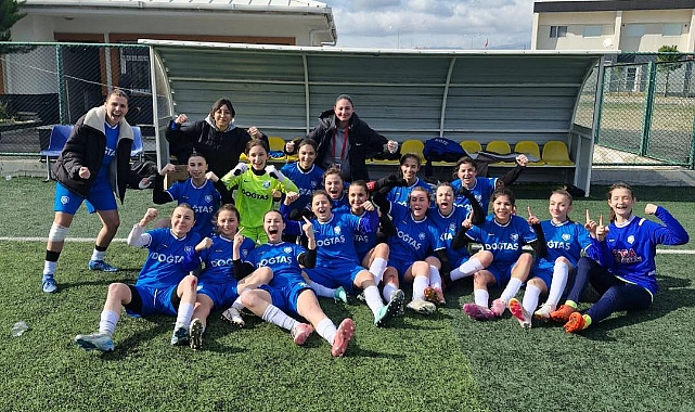 Bigaspor Kadın Futbol Takımı kendi sahasında maça çıkıyor
